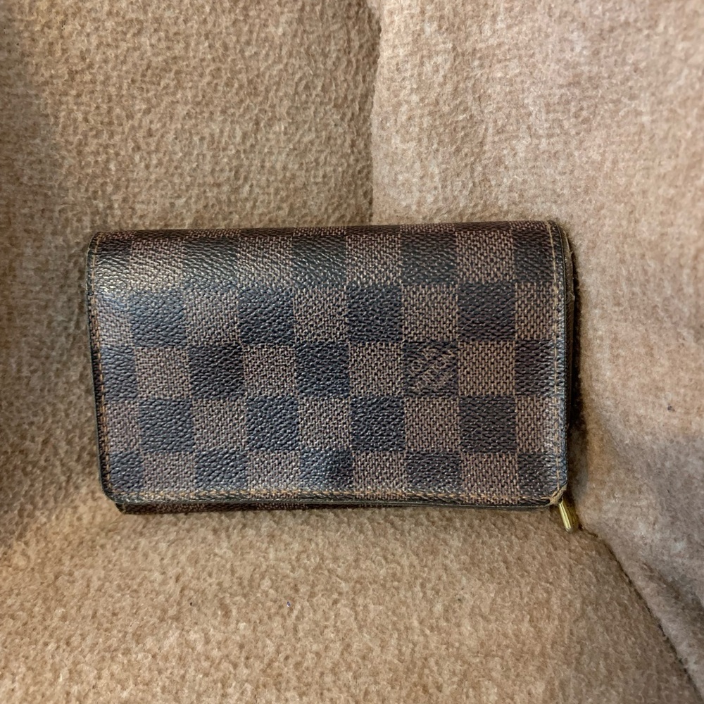 Authentic Louis Vuitton Damier Ebene Wallet